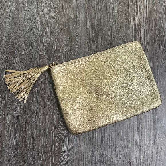 Trina Turk metallic gold clutch - Picture 1 of 2
